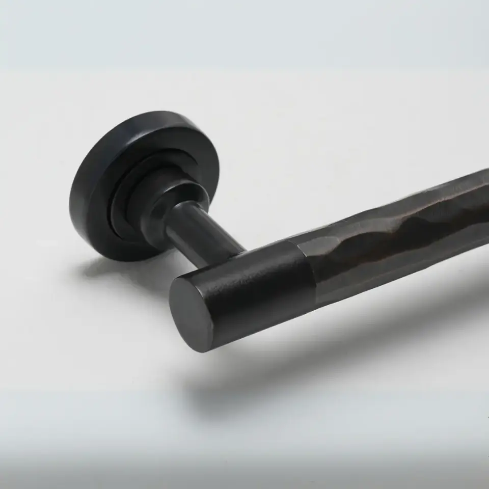 Vista D’oro Bark İşlemeli Çekme Kol Bakır Oksit