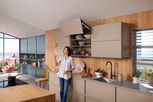 Blum Aventos HF top Katlanır Kalkar Kapak Sistemi