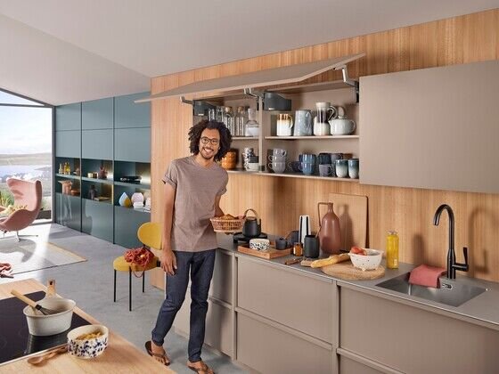 Blum Aventos HS top Eğimli Kalkar Kapak Sistemi