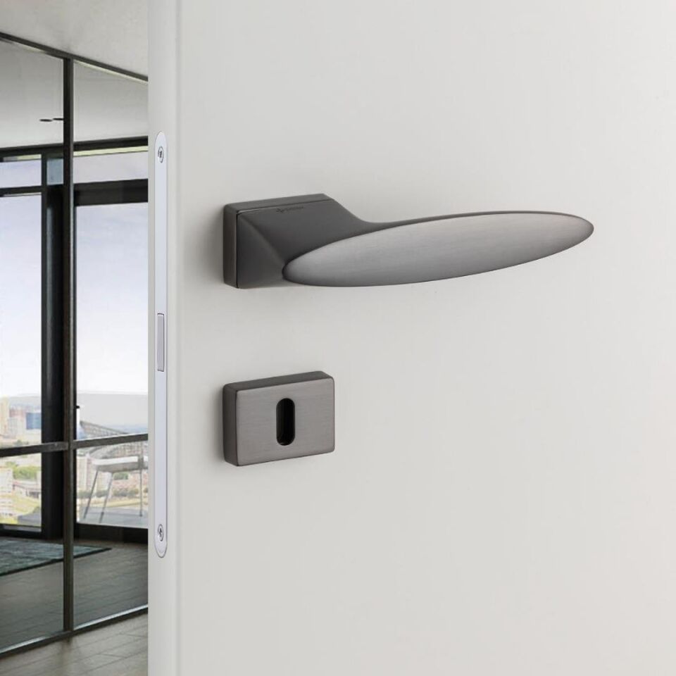 System EPSILON Rozetli Kapı Kolu Füme Renk (HA205RO15 BBN)