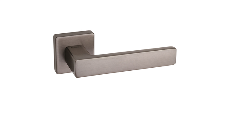 System FOSIL Rozetli Kapı Kolu Füme Renk (HA124RO11 BBN)