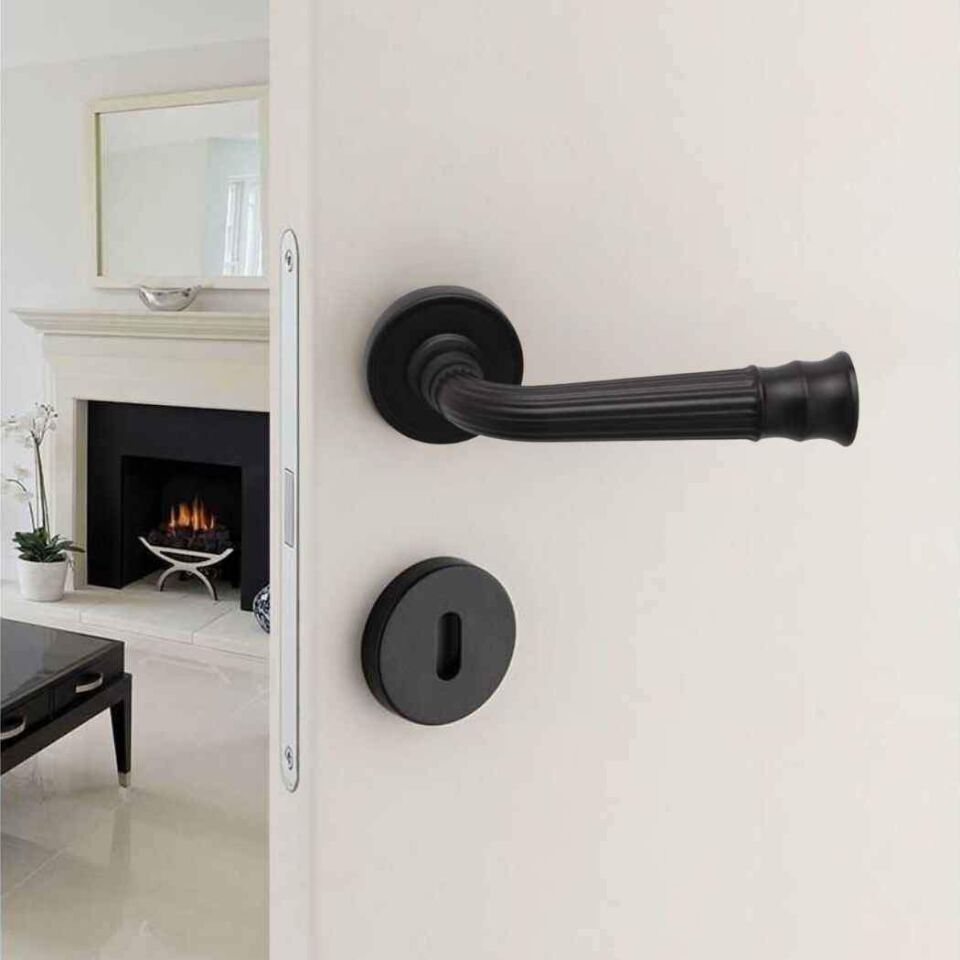 System DESPINA Rozetli Kapı Kolu Siyah Renk (HA132RO14 AL6)