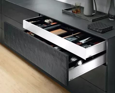 Blum Legrabox Pure M İç Çekmece 40 Kg Blumotion İpek Beyaz