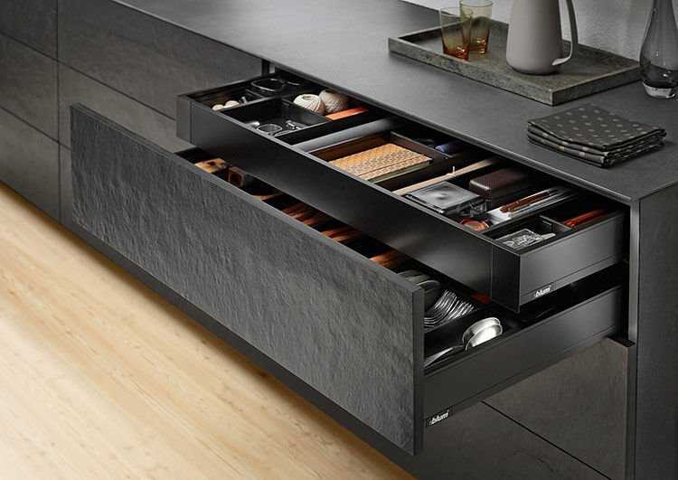 Blum Legrabox Pure M İç Çekmece 40 Kg Blumotion Karbon Siyah