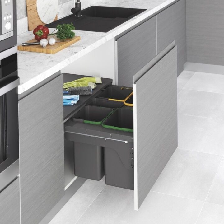 Kapağa Monte Çöp Kovası Frenli 800 mm