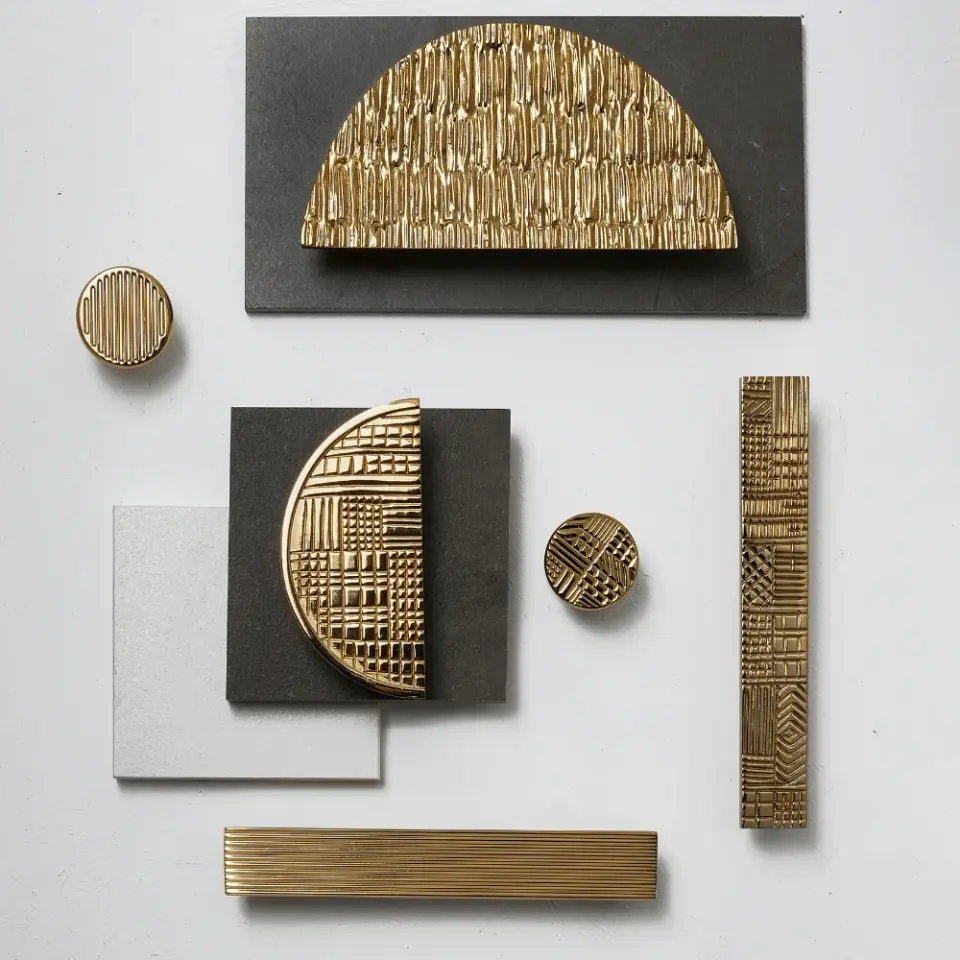 Vista D’oro Geometrik Düğme Kulp – Altın Renk