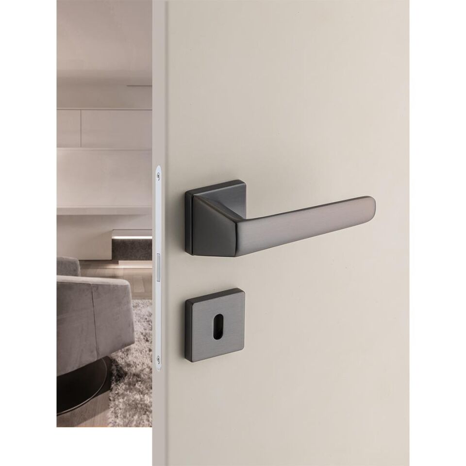 System CONCORDIA Rozetli Kapı Kolu Füme Renk (HA177RO11 BBN)