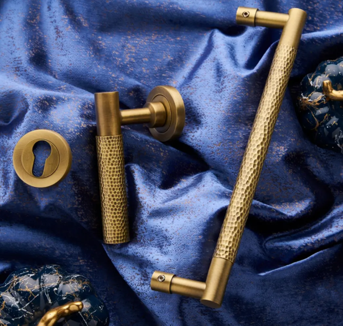 Vista D’oro Bluu Rozetli Kapı Kolu Sarı Oksit