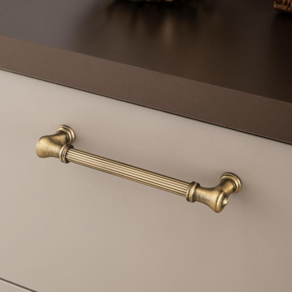 System 4640 Antik Renk Klasik Kulp (SY4640 ABM-ABM)