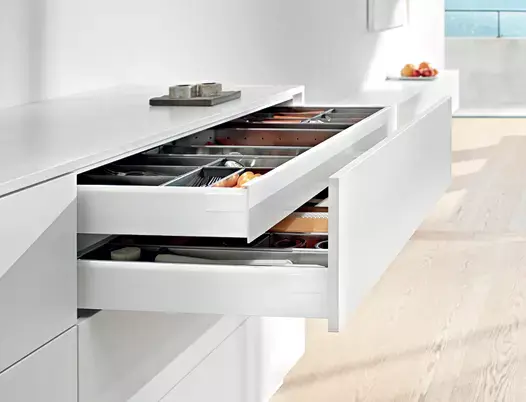 Blum Tandembox Antaro M Bordürsüz 30 Kg Blumotion İpek Beyazı
