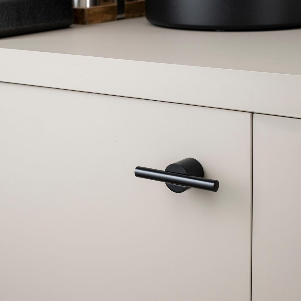 System 16 mm Siyah Renk Çift Delikli Kulp (SY7415 0016 AL6-AL6)